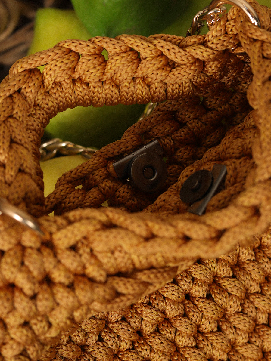 CARTERA TEJIDA 01
